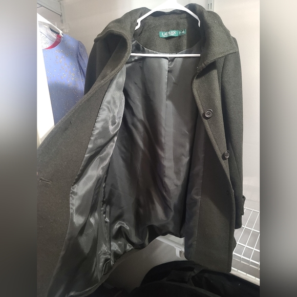 Jacket - Picture 7 of 9